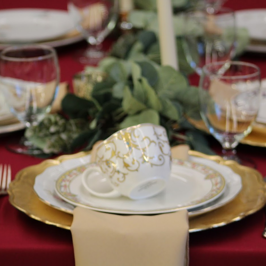 Vintage 2025 dinner set